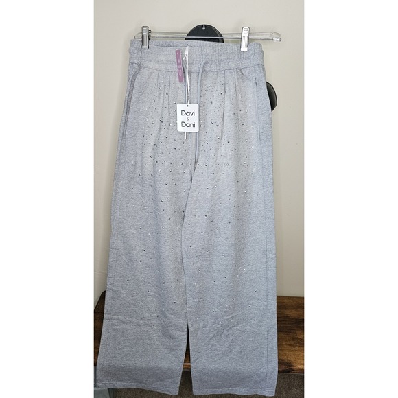 Davi & Dani Rhinestone Drawstring Wide Leg Pants-Size Small ( New) - Picture 2 of 15